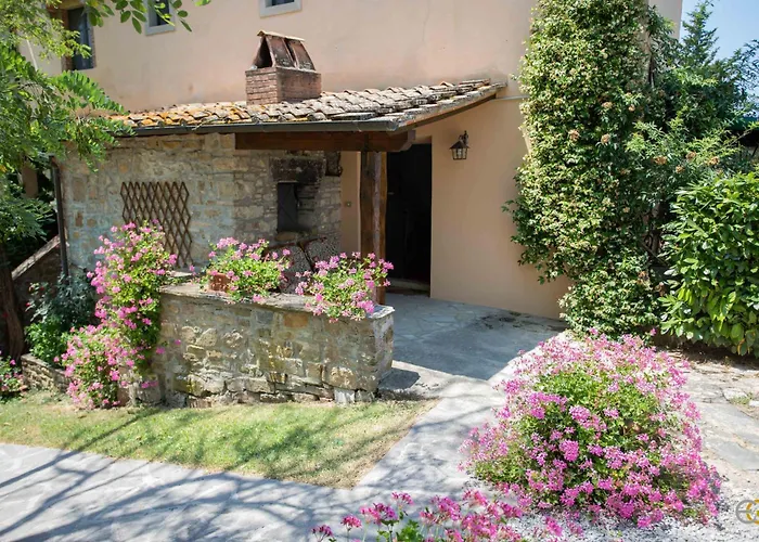 Terre di Melazzano - Le Case di Patrizia Greve in Chianti